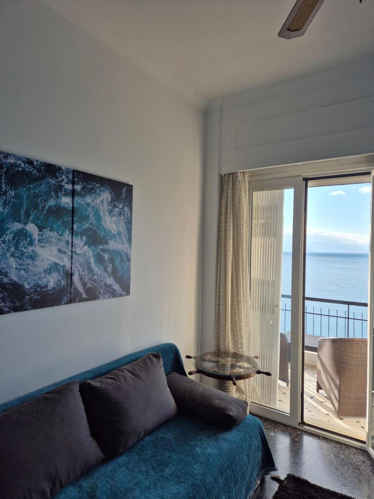 Captain'S Home Loutraki Eksteriør bilde